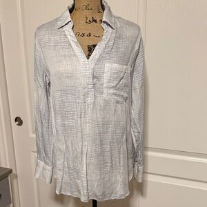 Etcetera Light Gray Textured Long-Sleeve Button-Front Blouse